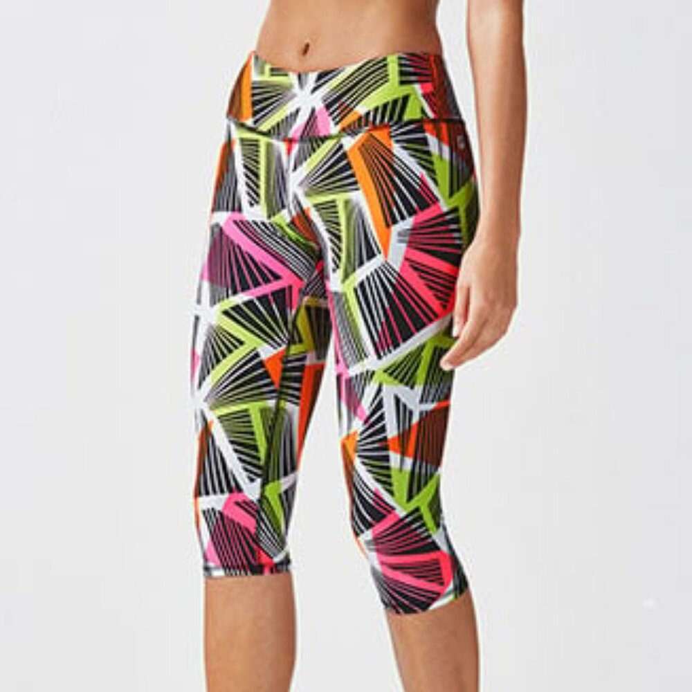Fabletics, Define Mid-Rise Crop Legging, Medium, Tribal Geo Print
